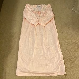 Silvercord Vintage peach Silvercord gown